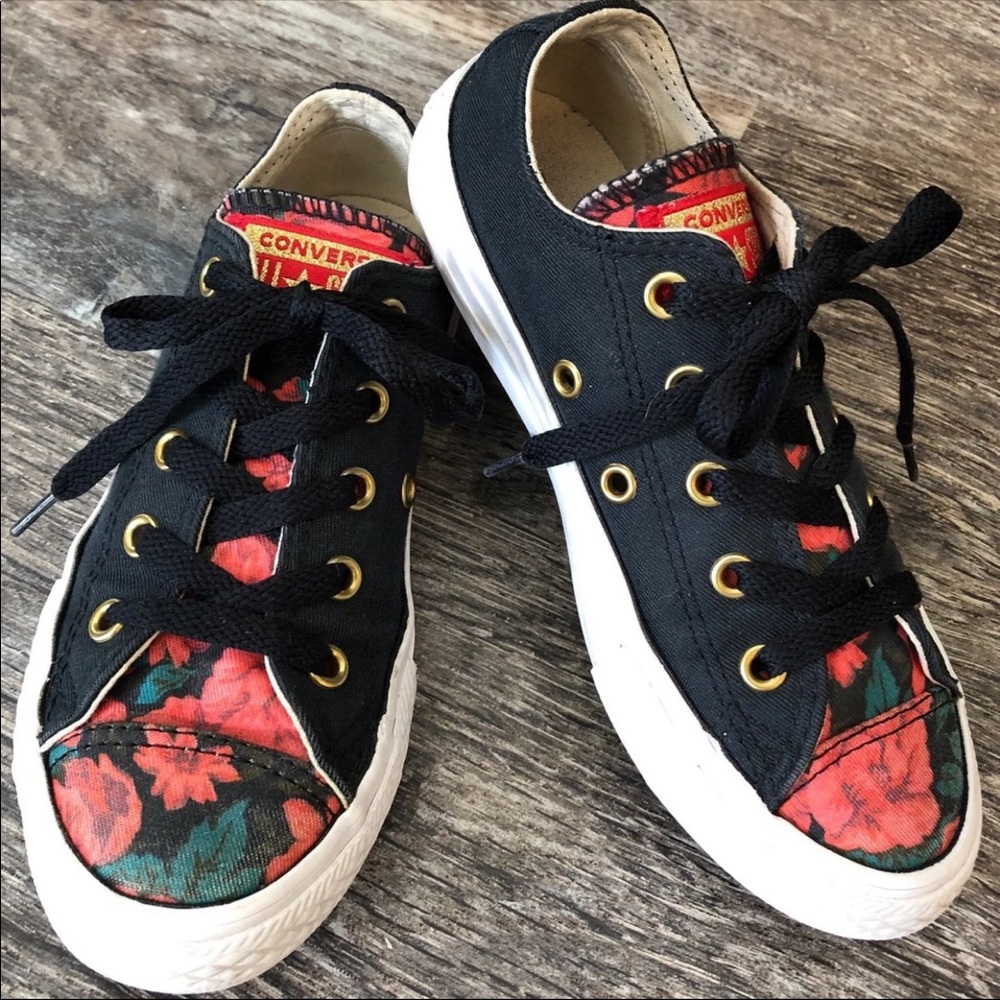 🌺Converse Little girls  Sneakers🌺